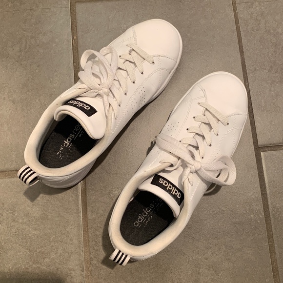 adidas Men's Cloudfoam Advantage Clean Sneaker - Picture 4 of 8